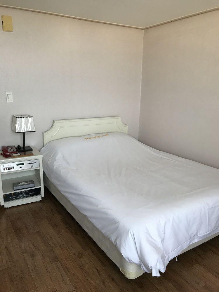 Seoul Tourist Hotell Jeju Exteriör bild